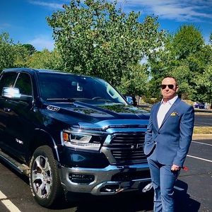 Meet your Posher, Robert